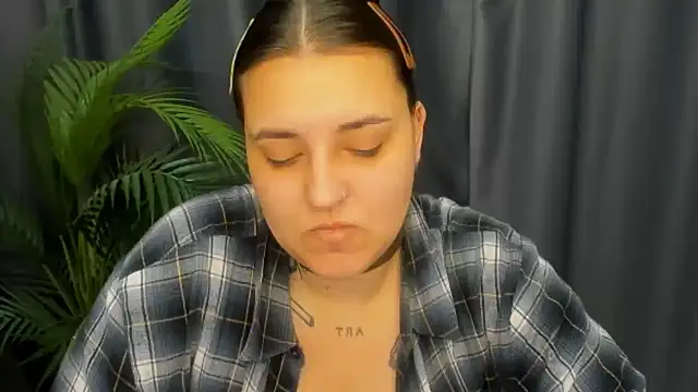 NikkiSummer