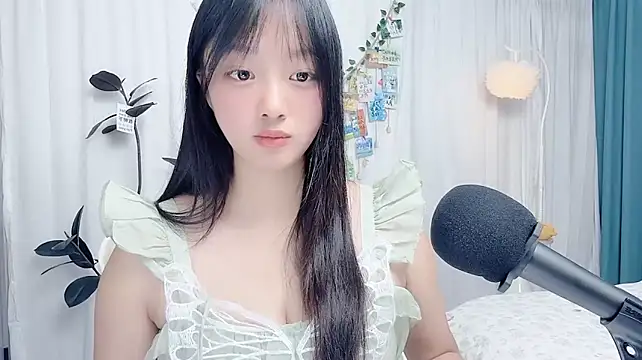 Winnie666999 webcam