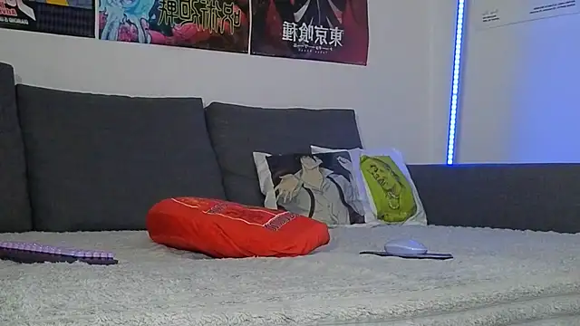 KiraQuinn1 webcam