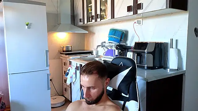 RyanStorm_ webcam