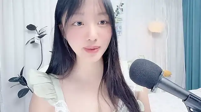 Winnie666999 webcam