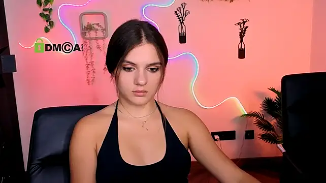 lisa_dark_ webcam