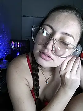 fetichista23 (F young) - Compra cama