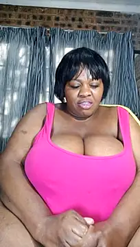 BIGBOOTYXX29 webcam