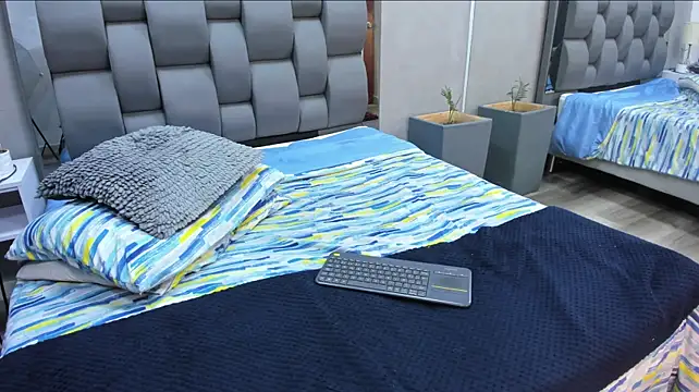 Charlie___Musk webcam