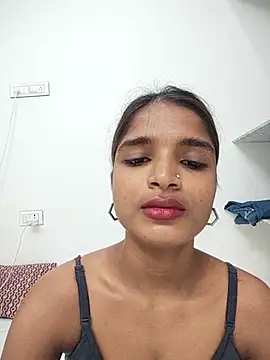 Honey-000 webcam