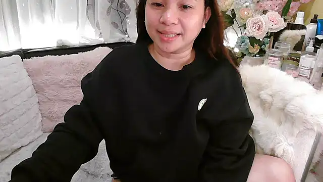 OhmyPinay webcam