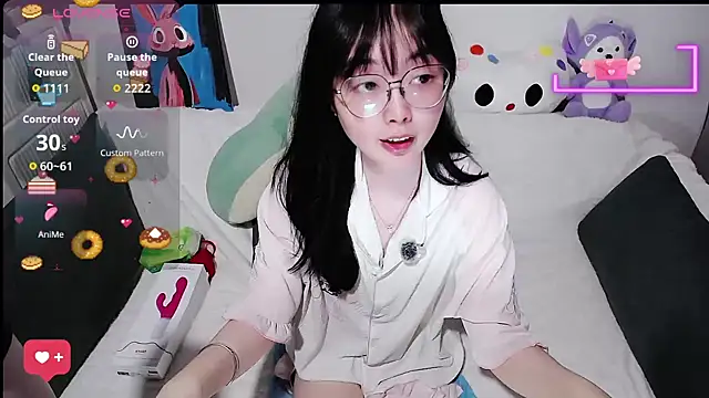 baby-yaya20 live cam on StripChat