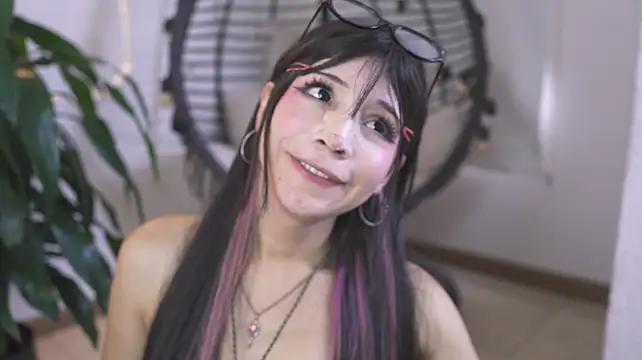 AliiceWonderland_ webcam