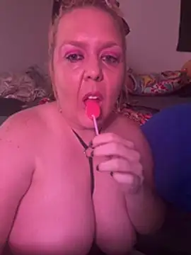 funtimkity live cam on StripChat