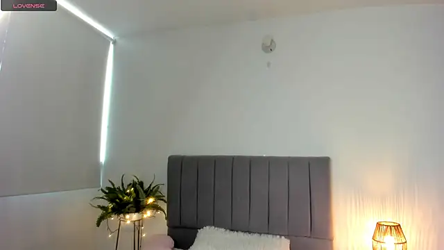 sophie_connors webcam