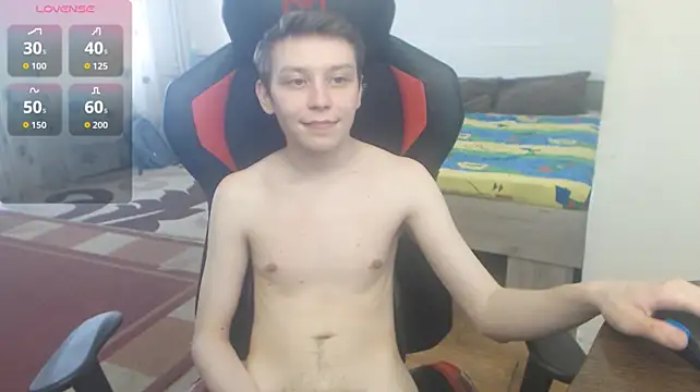 hugkydo live sex cam