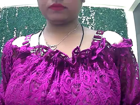 Ruhi_Hotty webcam