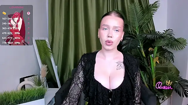 mistress_of_hearts webcam