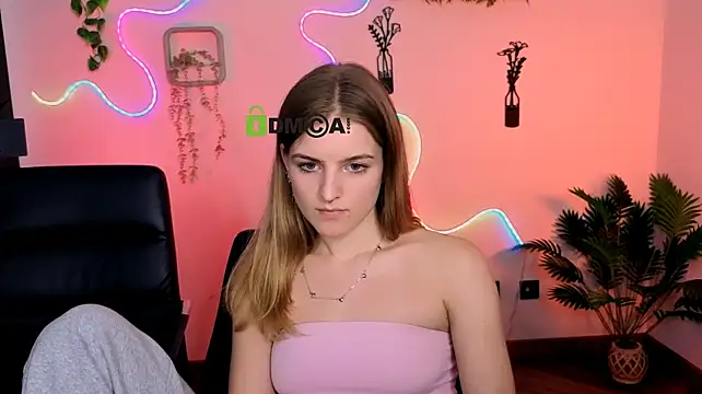 lisa_dark_ webcam