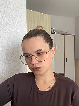 KimEvanss webcam