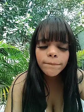 emma_bloomm webcam