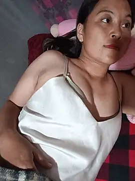 Alice-567 webcam