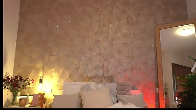 KalaBeckett_ webcam