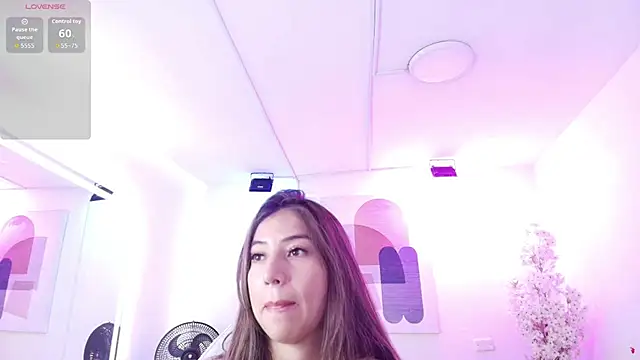 Ema_louis_ webcam