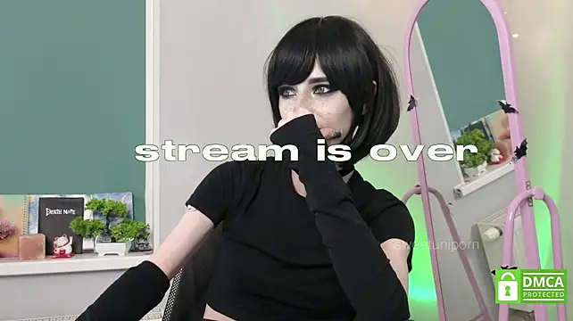sweetuniporn webcam