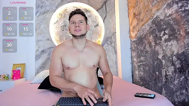 Izui_Pierce webcam