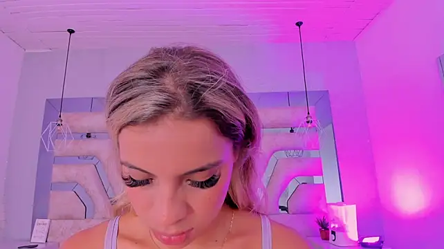 EmmilyElleen webcam