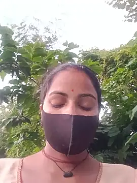 Poojakumari20 live cam on StripChat
