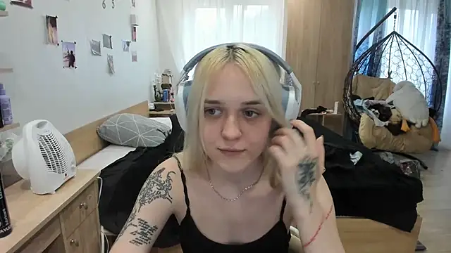 AriaArina webcam