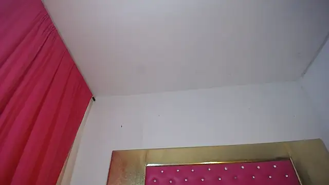 Vicky_doll333 webcam