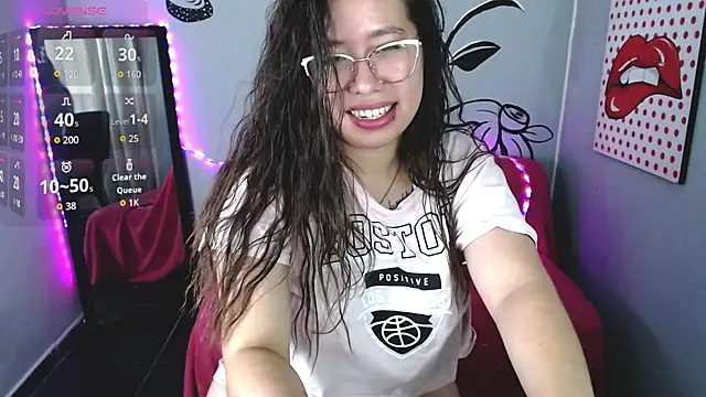 BabyAkemi webcam