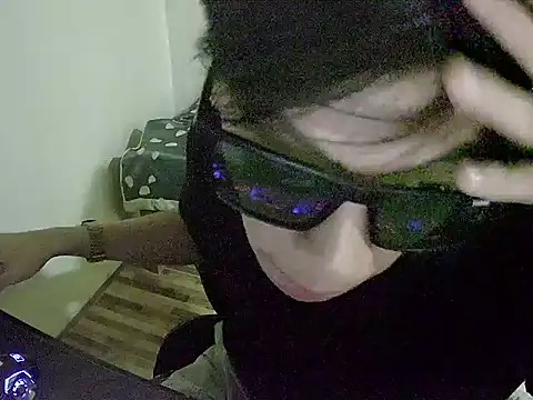 Hiraya__0 webcam