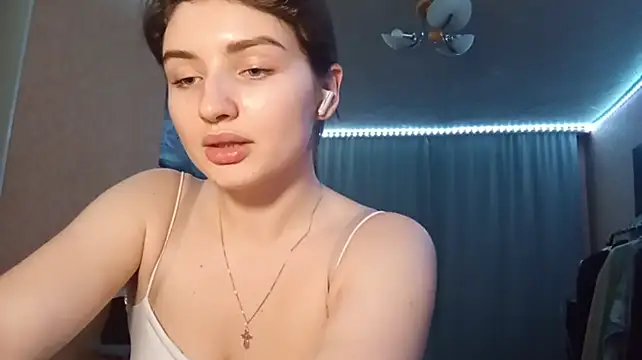 PollyCannons webcam