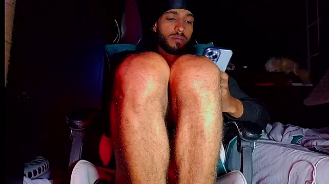 the_dog_lian live cam on StripChat