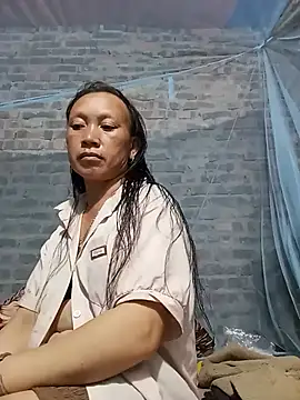 Heli_pusy live cam on StripChat