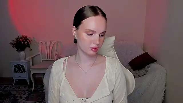MishkaMe live cam on StripChat