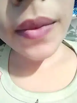 Anki-doll webcam