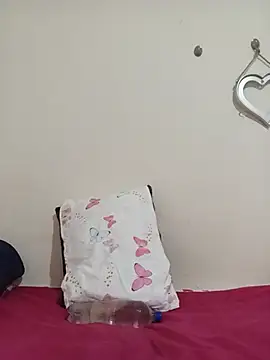 SEXYMOANSXX webcam