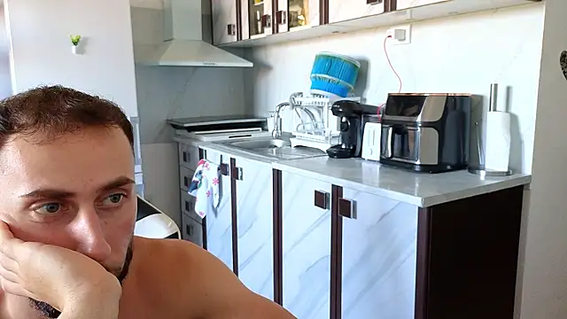 RyanStorm_ webcam