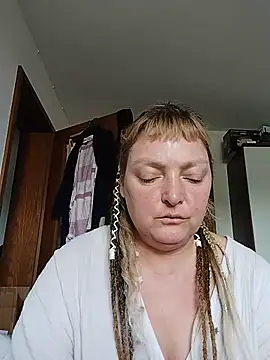 LiluLiluLilu webcam
