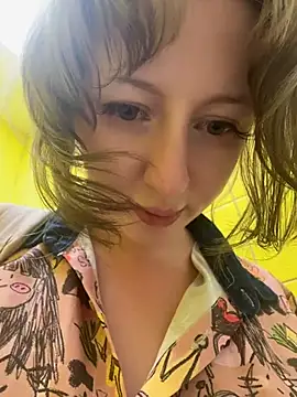 RonnieKiss webcam