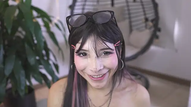 AliiceWonderland_ webcam