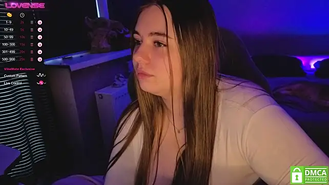 AmeliaMiles webcam
