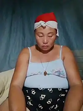 NyloveSquirt webcam