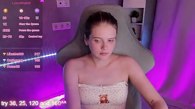 Alisa_Allison webcam