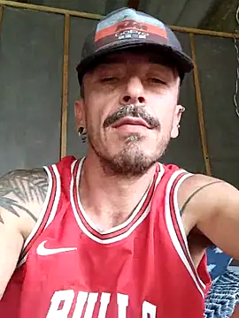 Exhibguy16 webcam