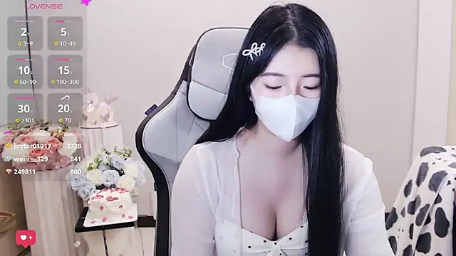 Nina_777_ webcam