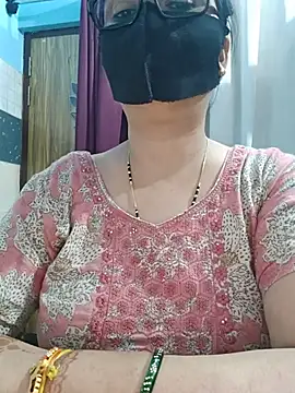 Aishwaryaa_69 webcam