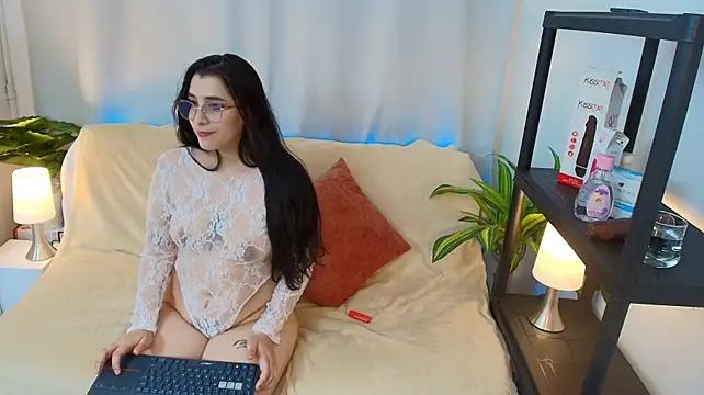 Violet_Cherry10 webcam