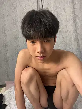 guoguo18's live cam
